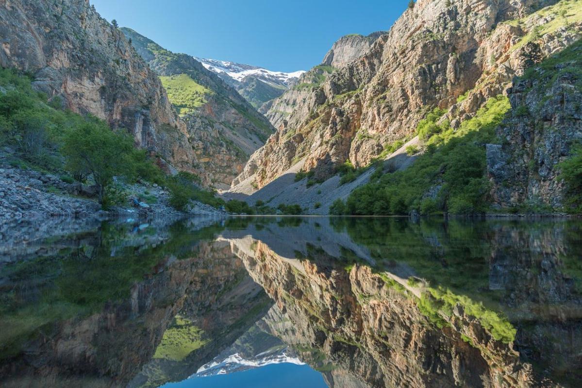 Зона Отдых Apachi В Горах Чимган Chimgan Exterior foto